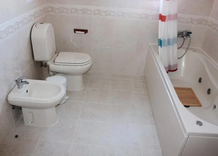 Tribo Da Praia - Almagreira Surf Peniche