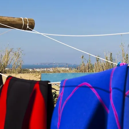 Tribo Da Praia - Almagreira Surf بينيش