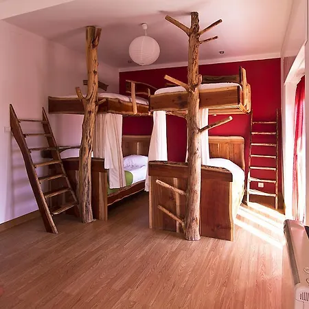 Albergue Tribo Da Praia - Almagreira Surf