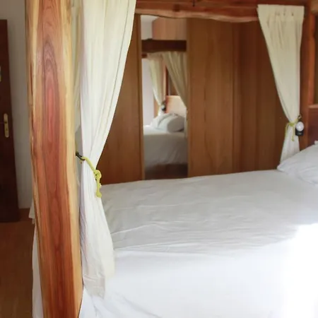 Albergue Tribo Da Praia - Almagreira Surf