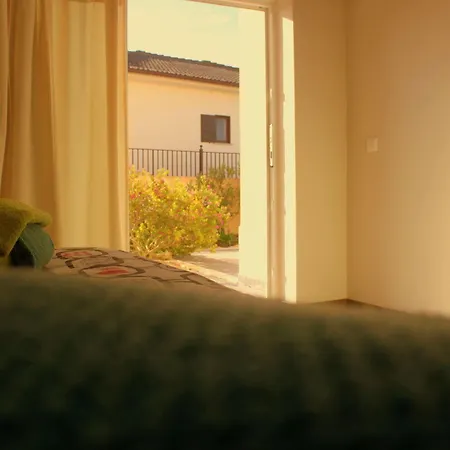 Tribo Da Praia - Almagreira Surf Peniche