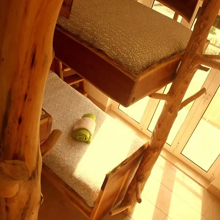 Tribo Da Praia - Almagreira Surf Hostel