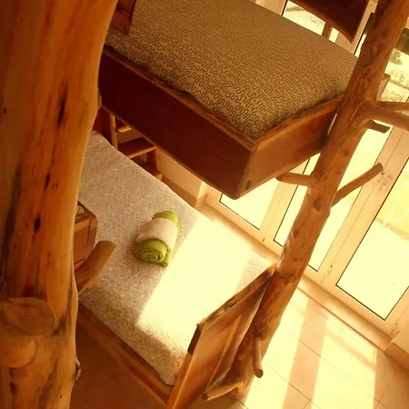 Tribo Da Praia - Almagreira Surf Hostel