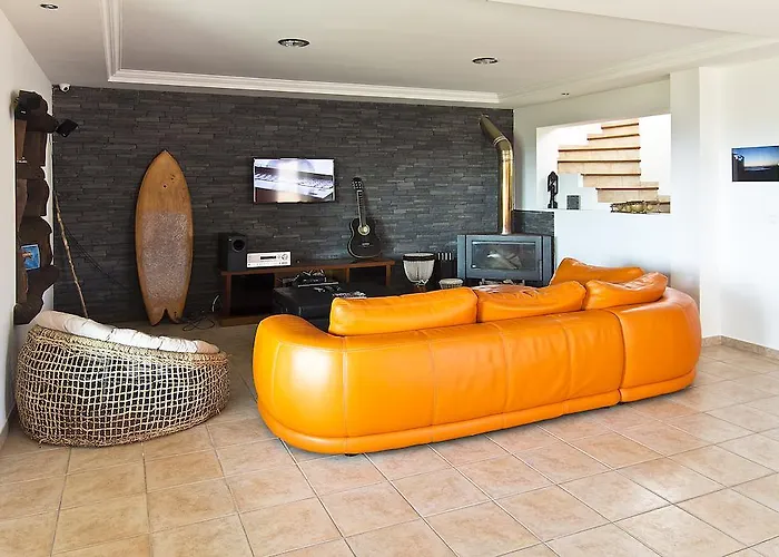 Ostello Tribo Da Praia - Almagreira Surf