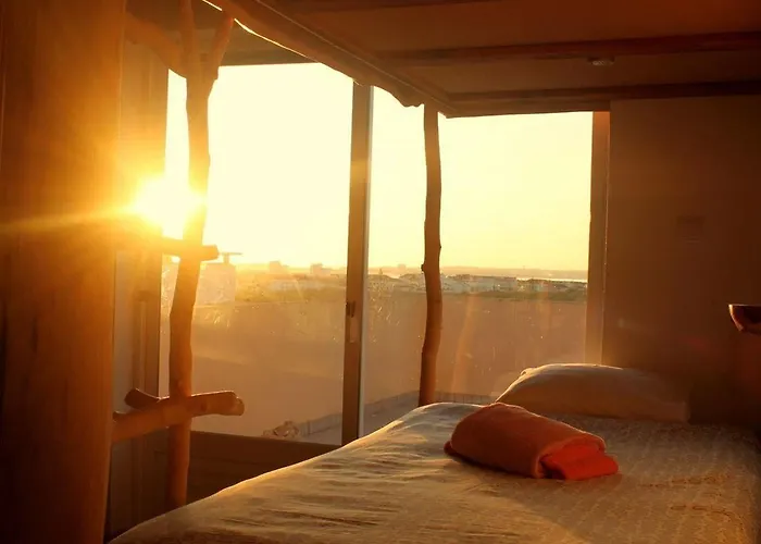 Tribo Da Praia - Almagreira Surf *